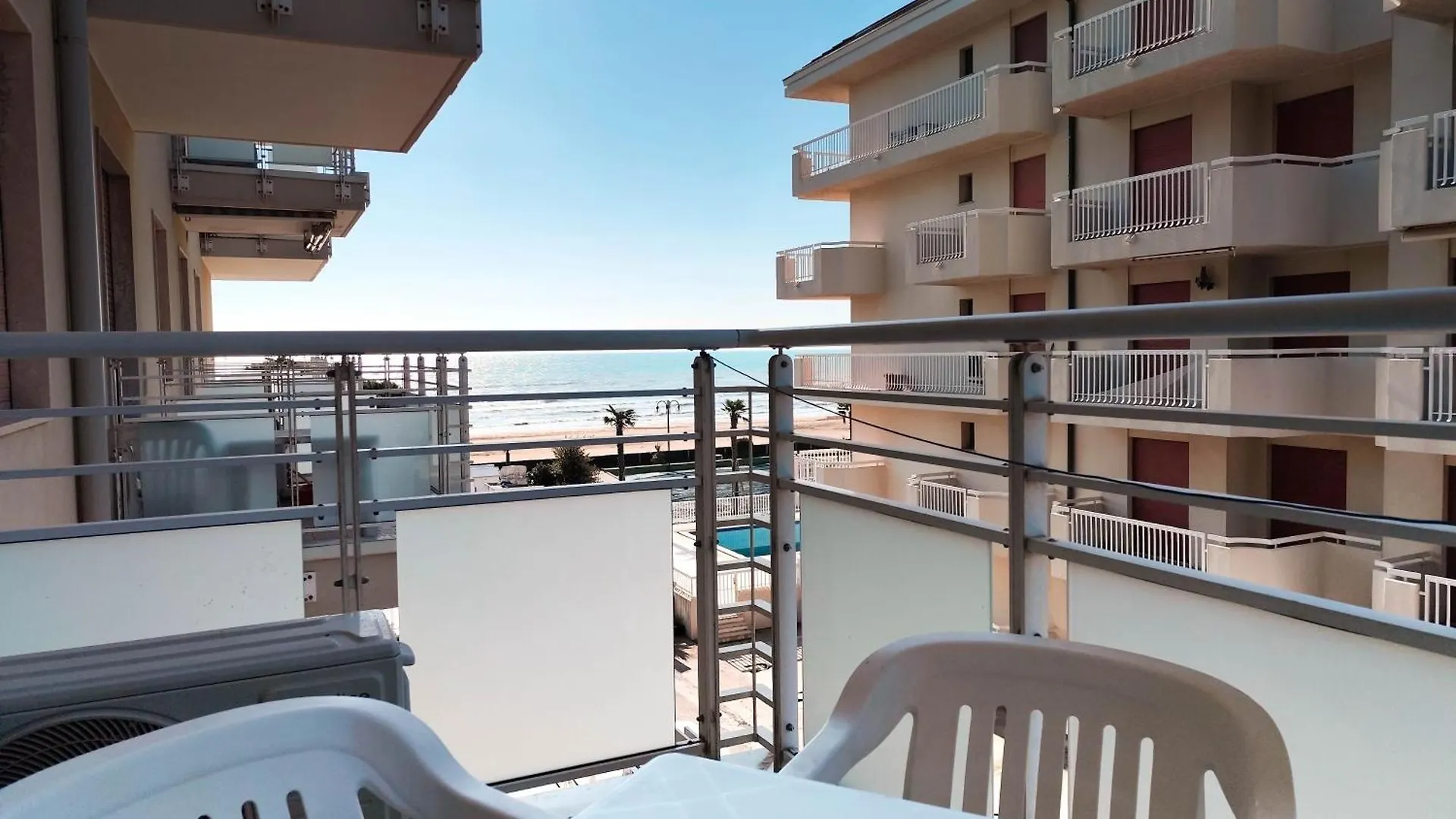 Diplomatic Fronte Mare Apartment Lido di Jesolo Italy